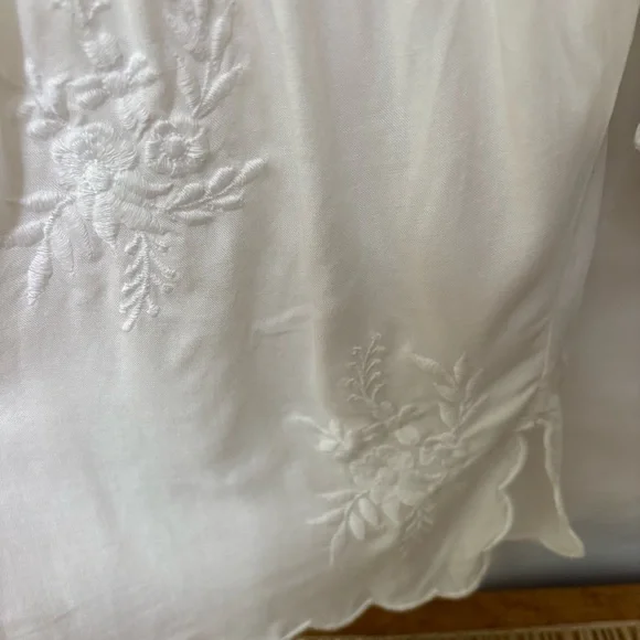 NWT Soft Surroundings Icon Melissani Tunic White Cottagecore Eyelet Size Large - Picture 9 of 11
